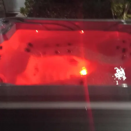 Stone House Blaca - Two Bedroom Stone House With Terrace And Sea View Hébergement de vacances