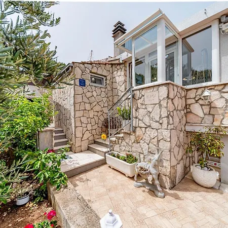 Stone House Blaca - Two Bedroom Stone House With Terrace And Sea View * Blato (Korcula)