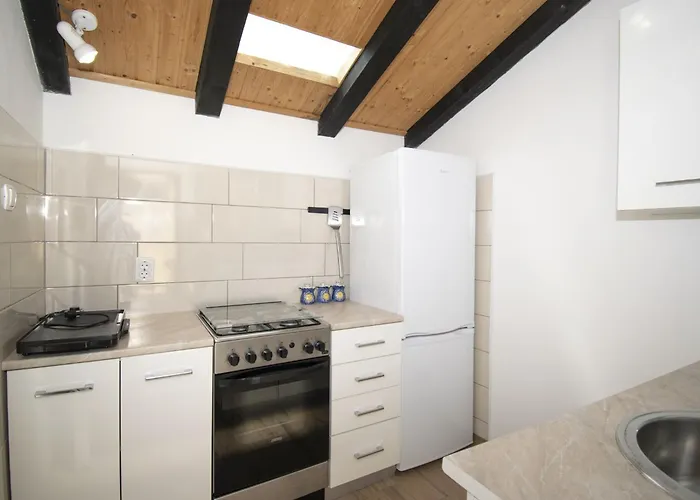 Stone House Blaca - Two Bedroom Stone House With Terrace And Sea View 펜션 *