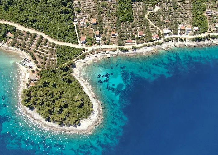 Stone House Blaca - Two Bedroom Stone House With Terrace And Sea View