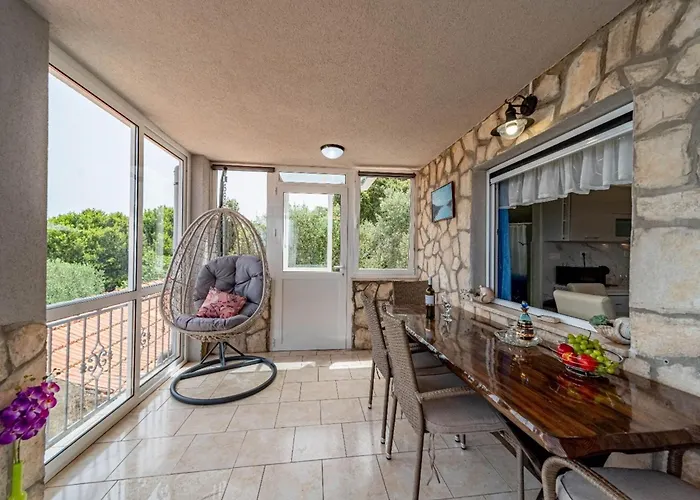 펜션 Stone House Blaca - Two Bedroom Stone House With Terrace And Sea View Blato (Korcula)