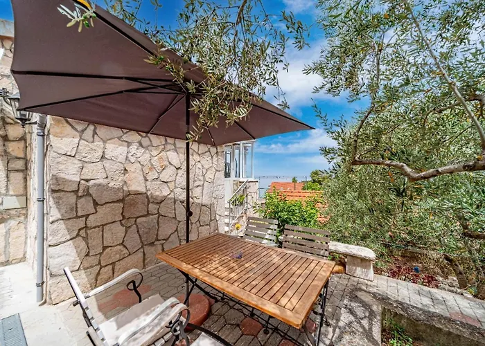 펜션 Stone House Blaca - Two Bedroom Stone House With Terrace And Sea View Blato (Korcula)