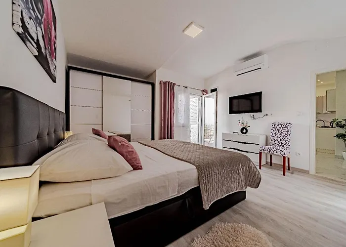 펜션 Stone House Blaca - Two Bedroom Stone House With Terrace And Sea View Blato (Korcula)