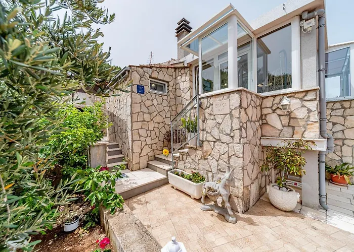 Stone House Blaca - Two Bedroom Stone House With Terrace And Sea View * Blato (Korcula)
