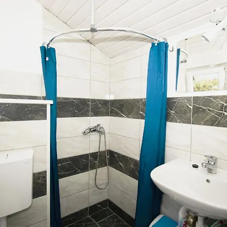 別荘 Stone House Blaca - Two Bedroom Stone House With Terrace And Sea View *