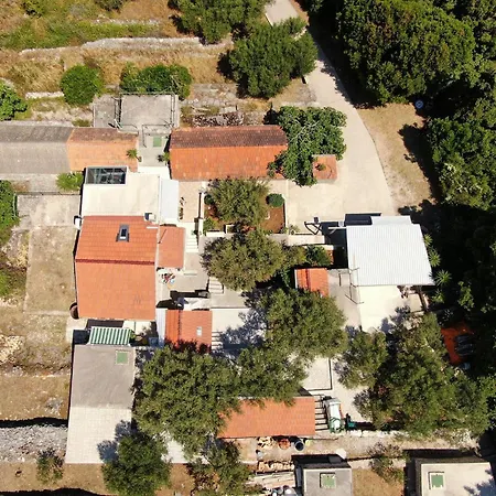 別荘 Stone House Blaca - Two Bedroom Stone House With Terrace And Sea View *