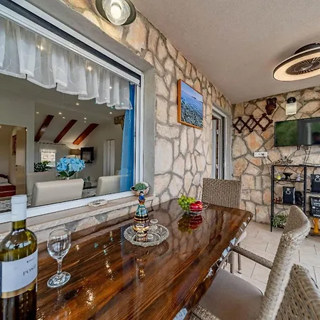 Stone House Blaca - Two Bedroom Stone House With Terrace And Sea View Blato (Korcula)